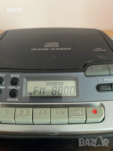 Радиокасетофон с CD SONY, снимка 6 - Радиокасетофони, транзистори - 53201147