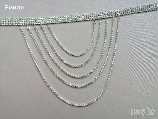 Чокър с кристали в сребрист цвят, снимка 5 - Колиета, медальони, синджири - 44087051