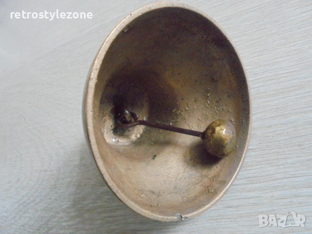 № 8489 Стара бронзова камбанка , снимка 3 - Други ценни предмети - 51638490