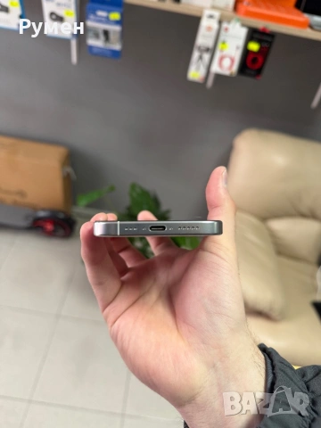 *ТОП* iPhone 16 Pro/ 256GB/ ОТЛИЧЕН!, снимка 4 - Apple iPhone - 53372313
