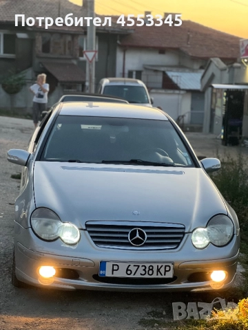 Mercedes c200 compressor Sport coupe, снимка 15 - Автомобили и джипове - 52568265