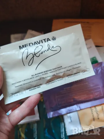 Огромен марков лот мостри за лице и коса , снимка 13 - Комплекти и лотове - 50275632