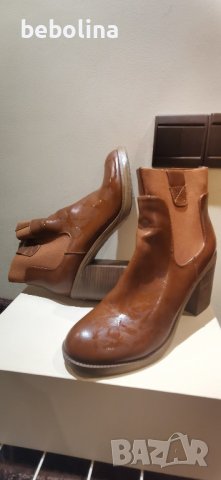 Боти , снимка 2 - Дамски боти - 43460229