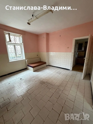 Апартамент с паркомясто в кв. “Училищни”, снимка 7 - Апартаменти - 53243975