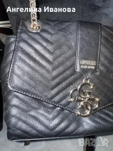 Дамска чанта Guess, снимка 2 - Чанти - 50355689