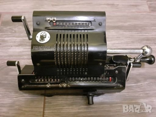 ПРОДАВАМ СТАРА ГЕРМАНСКА СМЕТАЧНА МАШИНА - BRUNSVIGA 1927-1945г. 