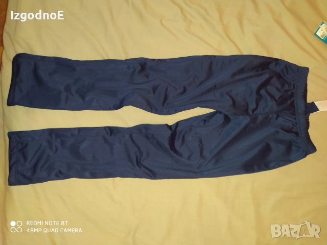 8-9г Нов анцуг с неоново горнище, снимка 2 - Детски анцузи и суичери - 38582078