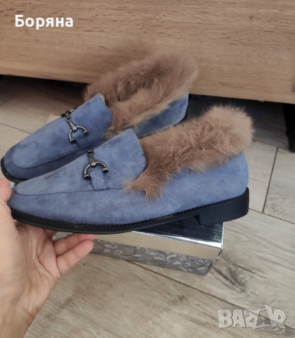 Нови дамски сини лоуфъри с естествен пух