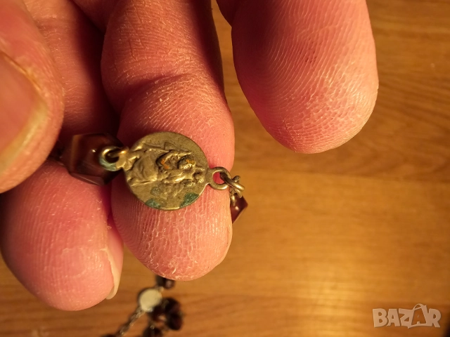 Стара молитвена броеница от франция с кръст богородица йосиф и исус за да ви пази и закриля., снимка 11 - Други ценни предмети - 51798333