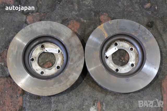 Предни спирачни дискове, преден спирачен диск Мазда 5 2.0 146кс 05г Mazda 5 2.0 146hp 2005, снимка 2 - Части - 43560454