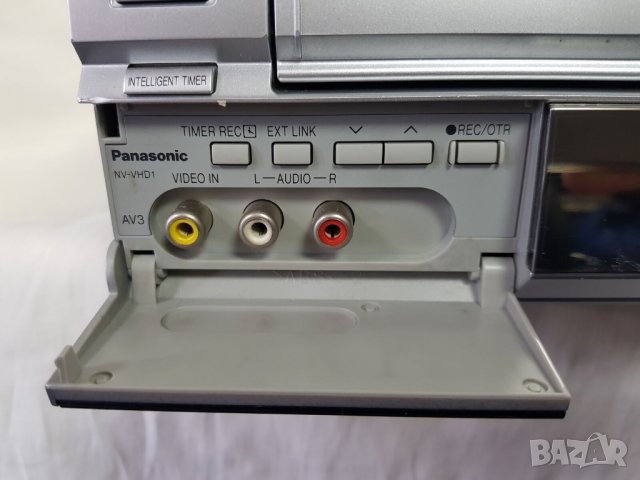 Panasonic NV-VHD1, снимка 4 - Плейъри, домашно кино, прожектори - 37619050