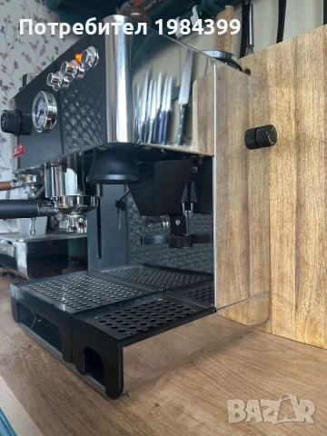 Кафемашина , снимка 3 - Кафемашини - 53595566