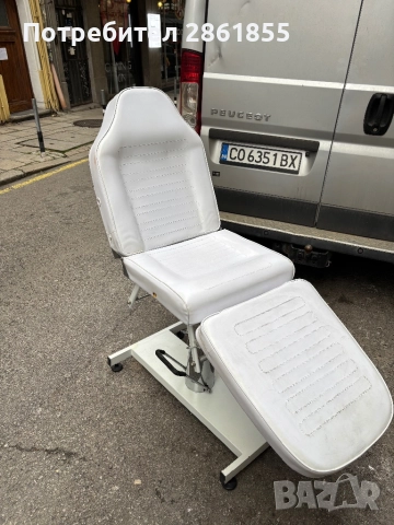 Масажна и козметична маса!