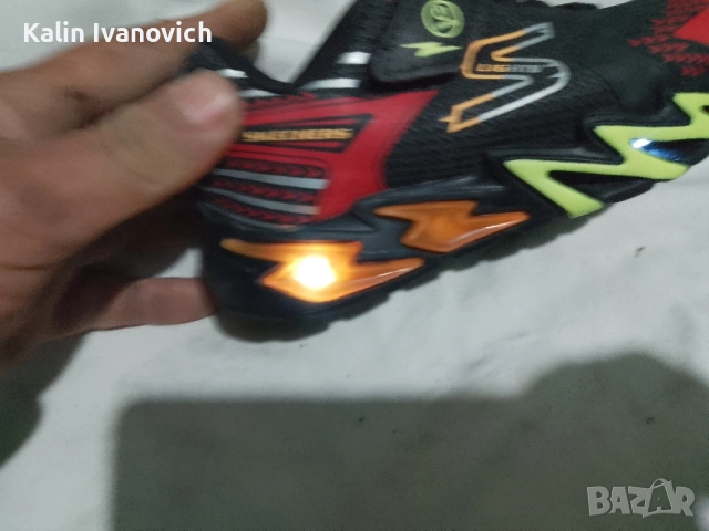 обувки за деца почти катонови 8 във много добро състояние като нови 