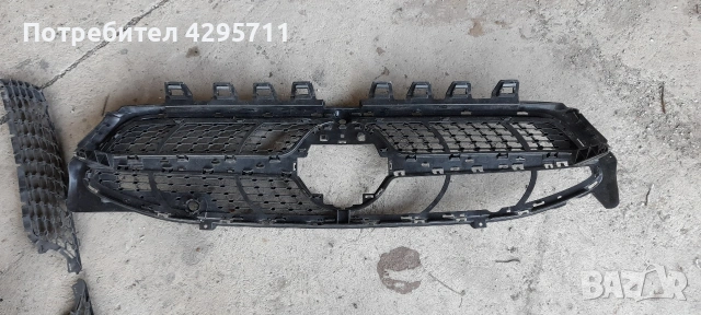 решетки в предна броня за мерцедес цла