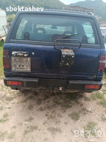 Опел Фронтера А спорт на части , снимка 4 - Автомобили и джипове - 50422736