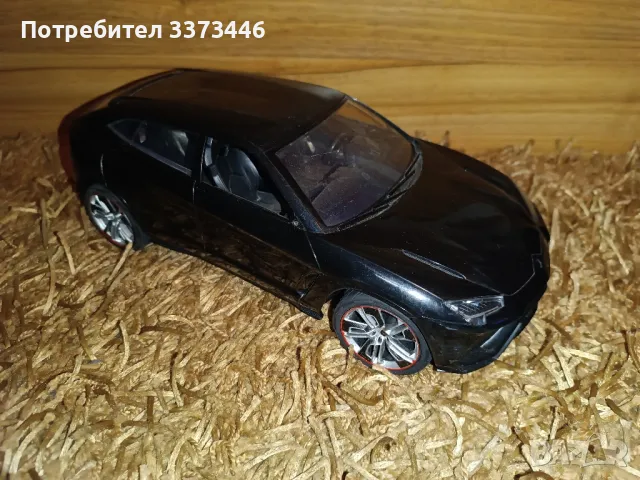 Детска кола Lamborghini Urus 1:16 SUV. Работеща със батерии 5х1.5V Type AA/LR06. Цвят- Черно , снимка 1