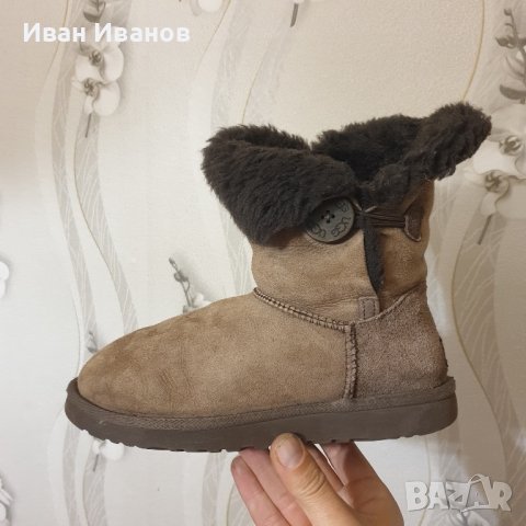 боти UGG Bailey Button 5803  номер 38, снимка 1 - Дамски боти - 42995169