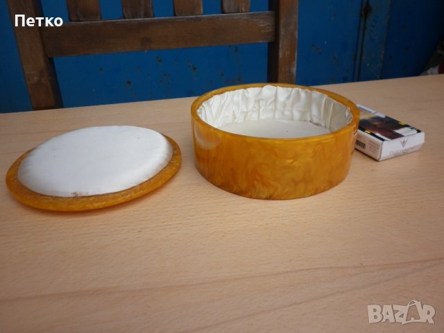 Стара кутия НРБ, снимка 5 - Антикварни и старинни предмети - 37580084