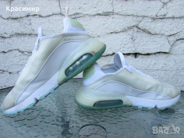 Дамски маратонки Nike Air Max 2090, снимка 2 - Маратонки - 52529913