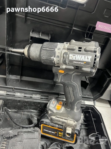 АКУМУЛАТОРНА УДАРНА БОРМАШИНА DEWALT DCD85MM2T-QW MCLAREN 18 V, 90.00 nm, БРОЙ БАТЕРИИ 2, 4.00 Ah, К, снимка 2 - Винтоверти - 53197955