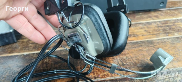 Комуникационни слушалки Sanyo 16om, снимка 8 - Слушалки и портативни колонки - 50574379