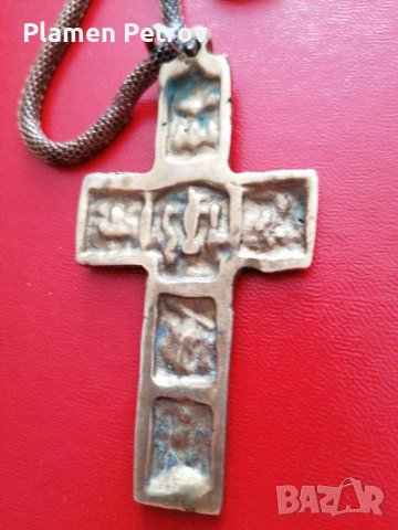 Бронзов кръст , снимка 2 - Колиета, медальони, синджири - 38182325