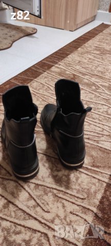 Зимни боти, снимка 2 - Дамски боти - 43104223