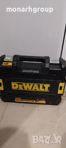 Перфоратор DEWALT D25333K 950W, снимка 3 - Други инструменти - 44900609