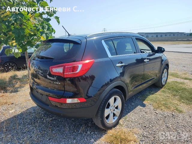 Kia Sportage
2.0crdi автомат, Джип, Употребяван, На части, снимка 5 - Автомобили и джипове - 51048569