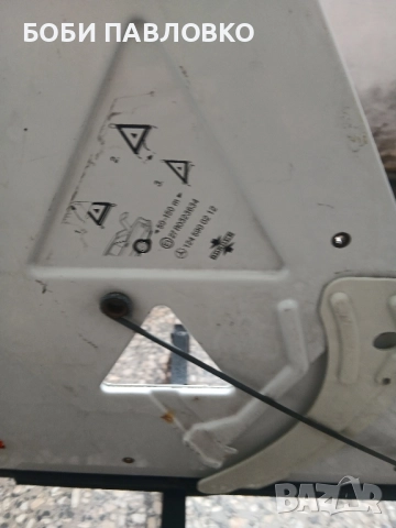 Авариен триъгълник w202 w203 w220 оем сгъваем , снимка 4 - Аксесоари и консумативи - 51965162