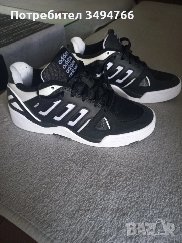 Маратонки Адидас 41 и 1/2