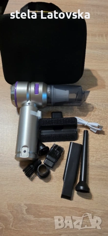 Прахосмукачка за кола с подарък несесер 