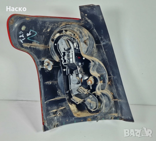 Десен Стоп Toyota Avensis T25 Station Wagon Тойота Авенсис Т25 Комби 2003г-2008г, снимка 2 - Части - 52950076