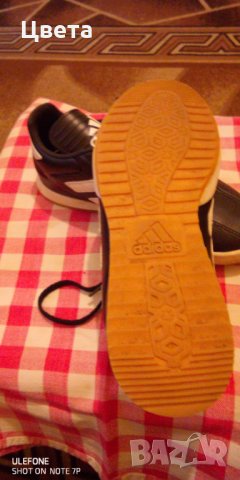 Детски маратонки Адидас, снимка 8 - Детски маратонки - 32549659