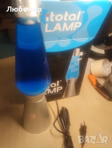 Лава лампа iTotal Crystal Blue, Блестящи елементи в Синьо и Бяло,40 см 30 w , снимка 5 - Настолни лампи - 47626981