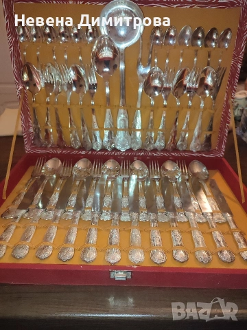 Посребрени прибори/ сервиз за хранене 