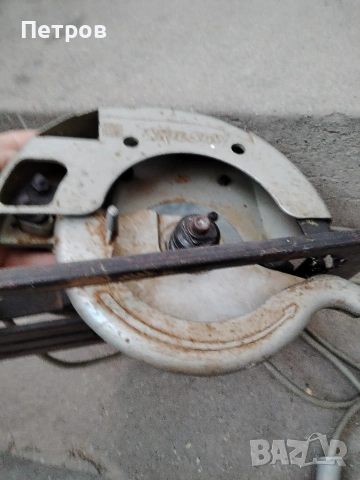Ръчен циркуляр Skil 800W, снимка 5 - Циркуляри - 53132619
