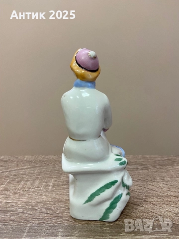 Порцеланова статуетка „Кънкьорка“, снимка 4 - Антикварни и старинни предмети - 52409299