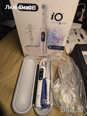Oral-B iO Series 8 Limited Edition  Електрическа четка за зъби, бяла 