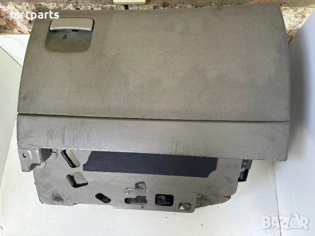 Жабка за Audi A8 D3, снимка 2 - Части - 51045752