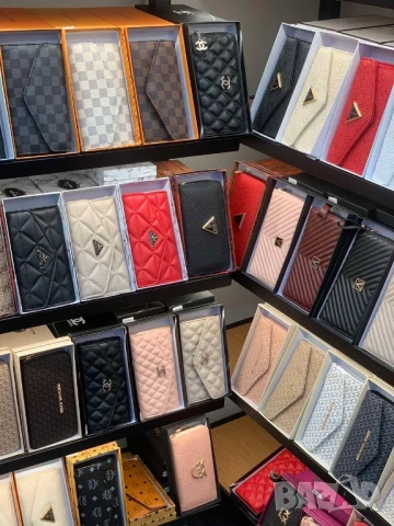 портмонета в кутия karl lagerfeld ysl saint laurent guess prada pinko MCM chanel , снимка 12 - Портфейли, портмонета - 50999464
