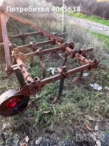 Лозарски плуг УНЛМ, снимка 4 - Селскостопанска техника - 52425212