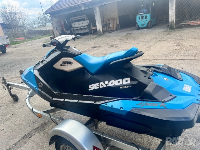 Джет Seadoo Spark Trixx 2up, снимка 10 - Воден транспорт - 52400625