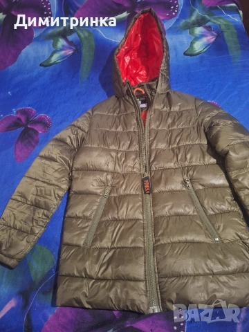 Яке за момче 10-11 години.Много е запазено.