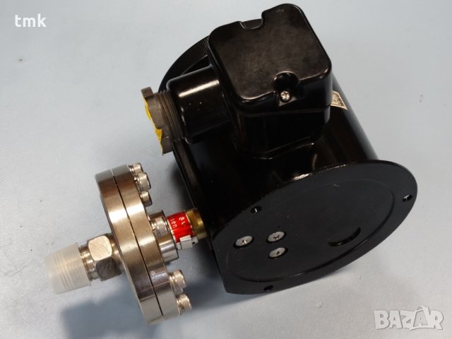 ел. контактен манометър, снимка 4 - Резервни части за машини - 28672927