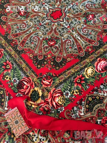 Голям руски вълнен шал НОВ с ЕТикет 