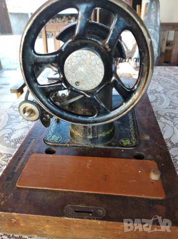 Шевна машина KÖHLER, снимка 4 - Антикварни и старинни предмети - 39222357