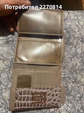 Портфейл cut Laroche, снимка 5 - Портфейли, портмонета - 39722432