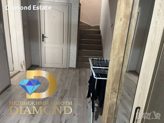 Двуетажна къща в село Върбица, обл. Хасково, снимка 10 - Къщи - 53492512